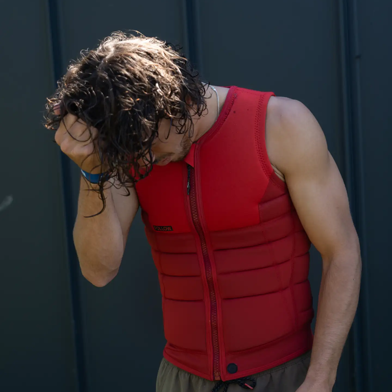FOLLOW Men's Sovereign Impact Vest - CINNAMON