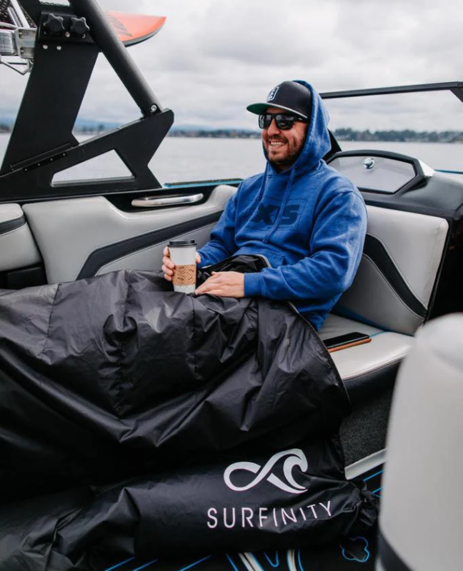 SURFINITY Heated Boat Blanket - BLACK